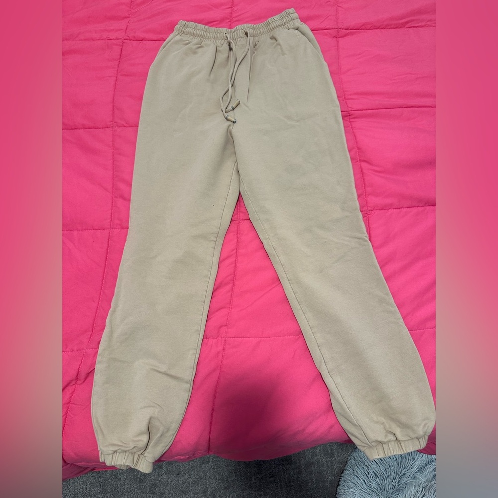 Meshki Joggers